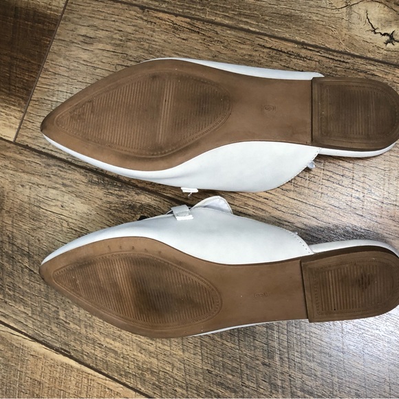 Serra Suede White Slip On Mule With Metal Chain Size 9 - Picture 9 of 11